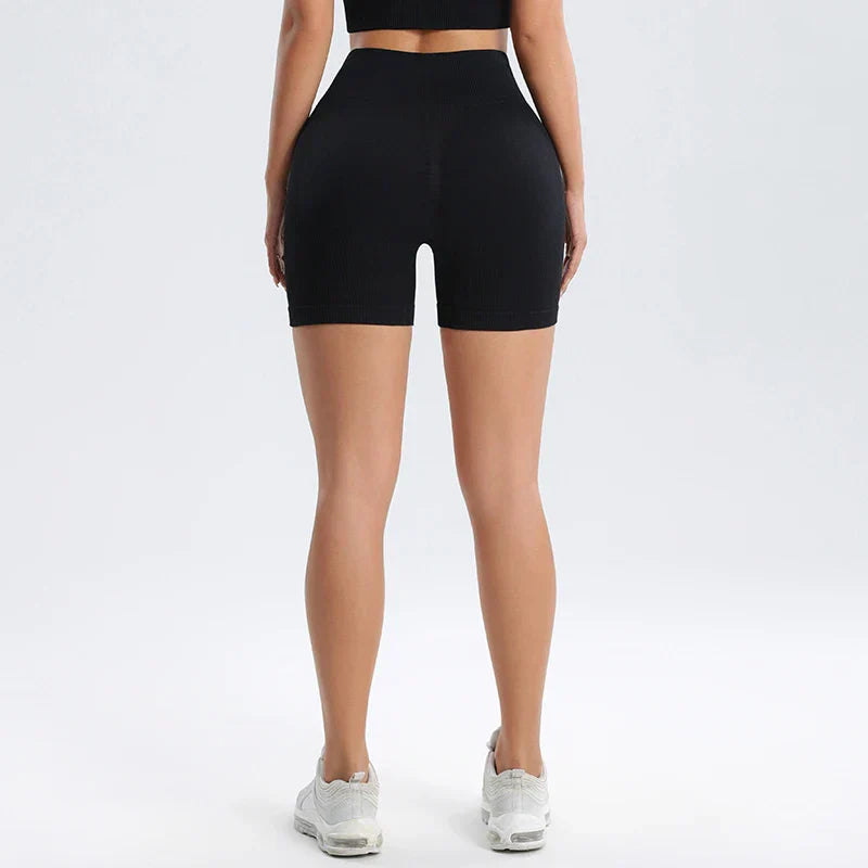 מיילי- טייץ קצר