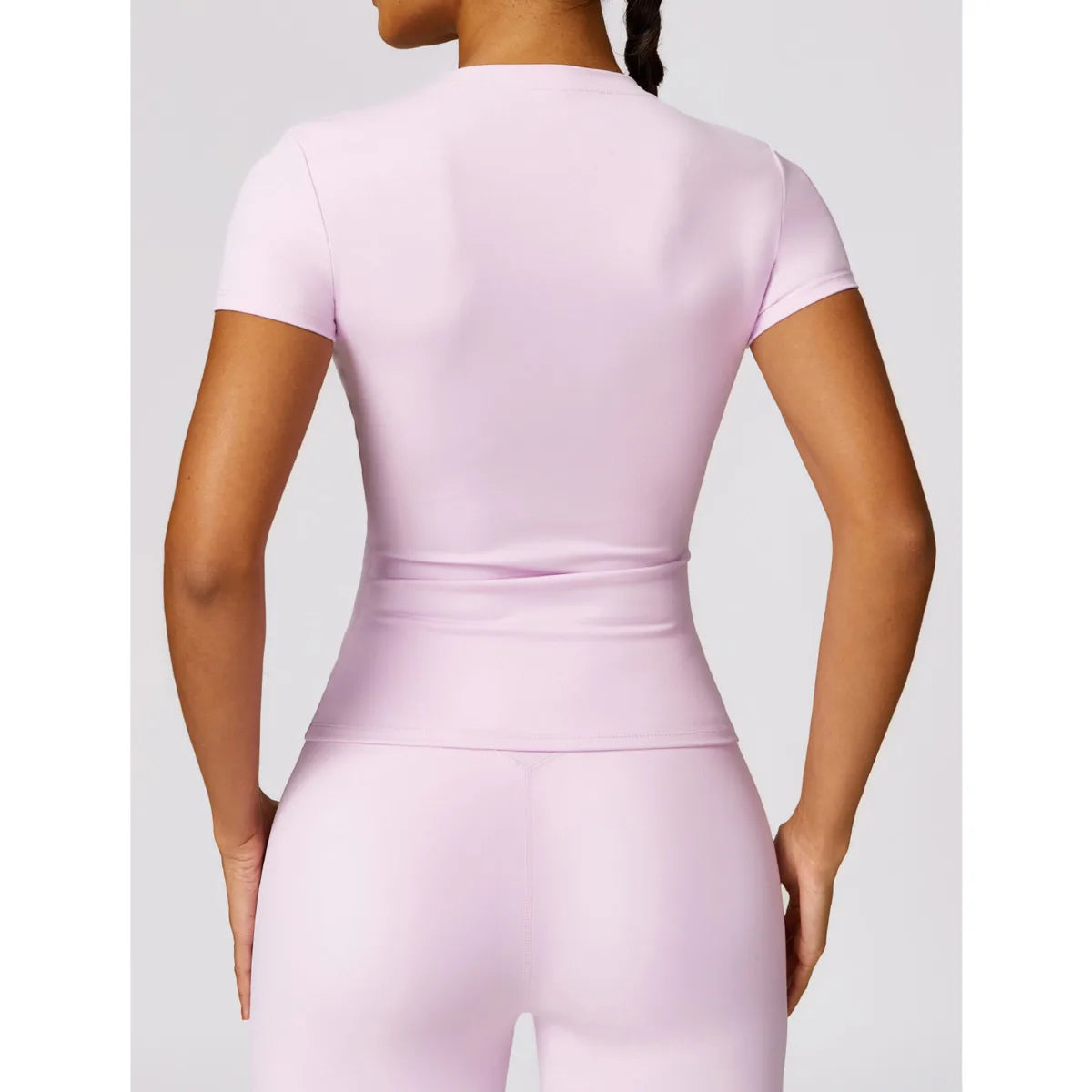 חולצת ספורט לאה