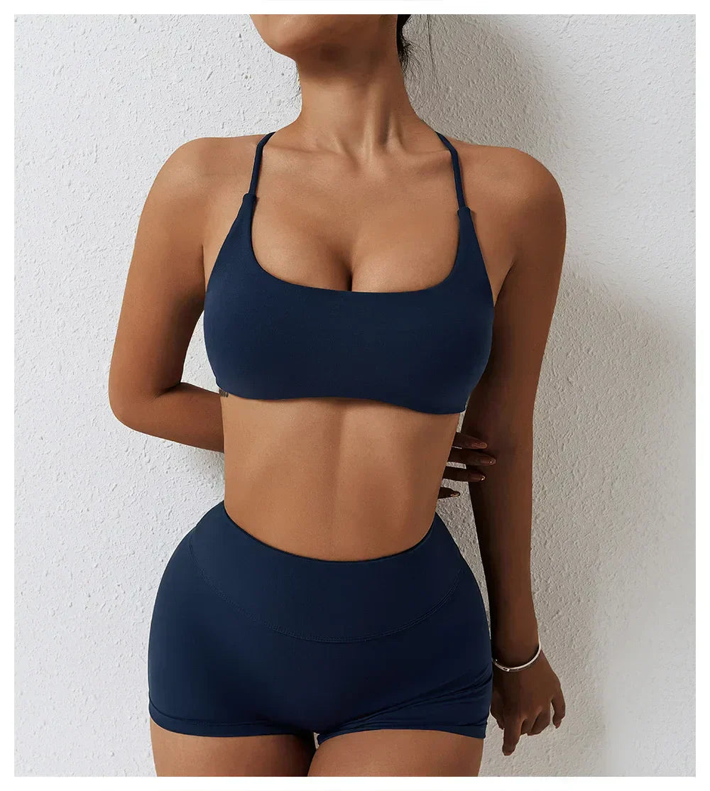 ליו- סט אימון קצר