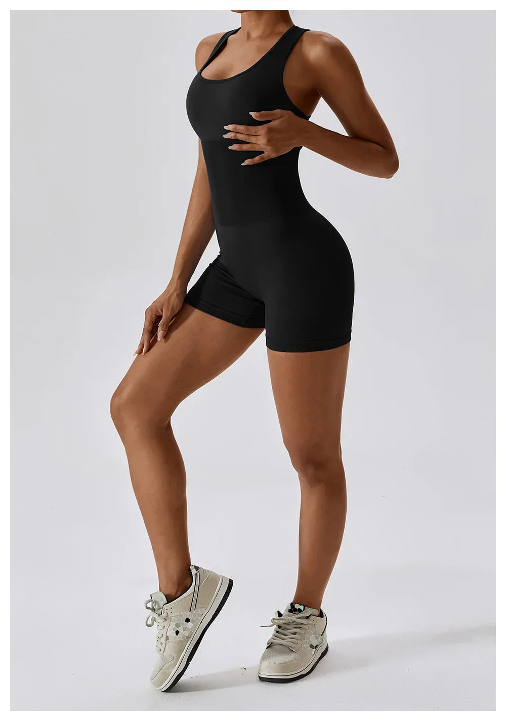 Shaw חליפת טייץ